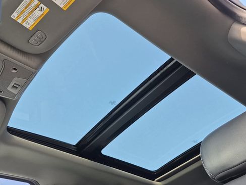 Used 2020 Ford F150 Lariat w/ Equipment Group 502A Luxury image 15