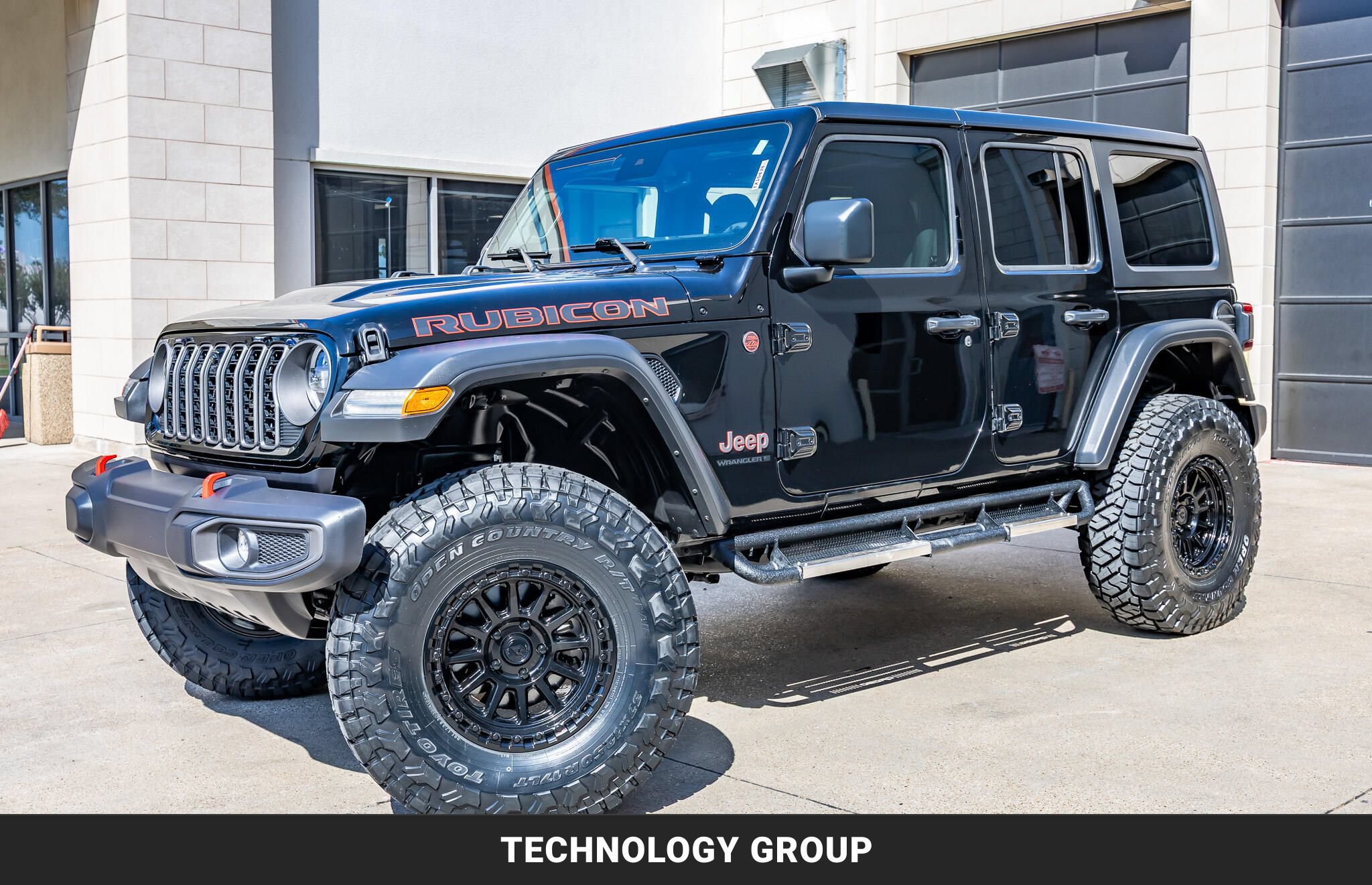 Used 2024 Jeep Wrangler Unlimited Rubicon w/ Technology Group AWD/4WD image 5