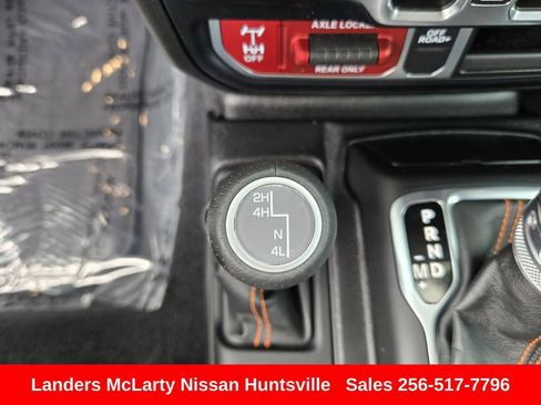Used 2023 Jeep Gladiator Mojave w/ LED Lighting Group AWD/4WD image 16