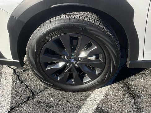 Certified 2023 Subaru Outback Onyx Edition image 9