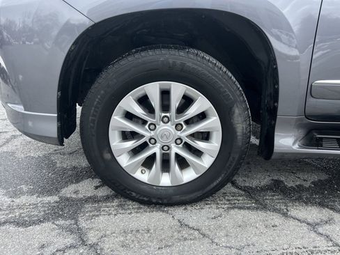 Used 2019 Lexus GX 460 Premium image 12