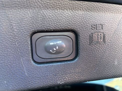 Used 2017 Ford Edge Titanium w/ Equipment Group 301A image 34