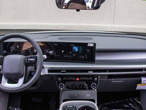 New 2026 Hyundai Ioniq 9 SE image 14