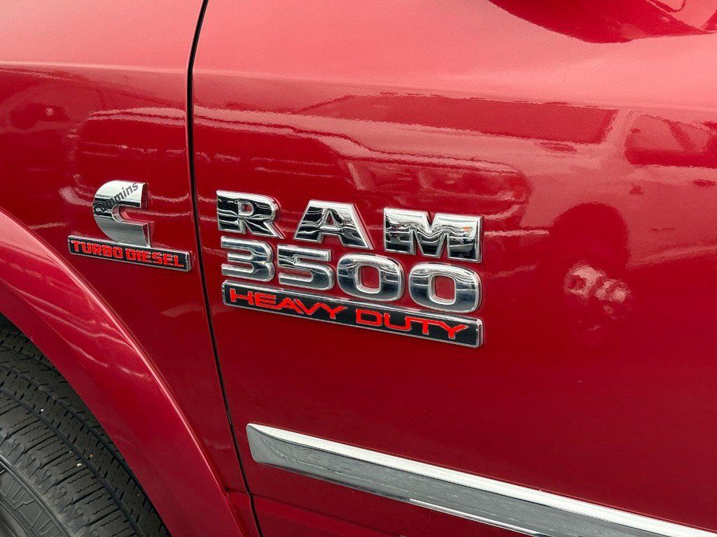 Used 2015 RAM 3500 Laramie w/ Convenience Group AWD/4WD image 10