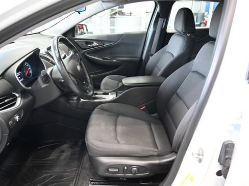 Used 2021 Chevrolet Malibu RS w/ LPO, Convenience Package 1 FWD image 9