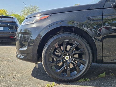 Used 2023 Land Rover Discovery Sport SE R-Dynamic AWD/4WD image 5