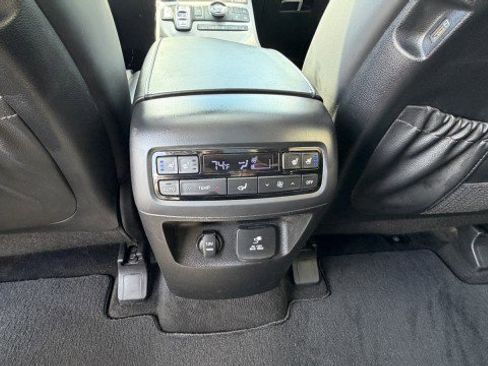 Used 2022 Hyundai Palisade Limited w/ Cargo Package image 10