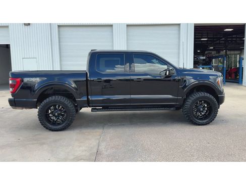 Used 2023 Ford F150 Lariat w/ Equipment Group 502A High AWD/4WD image 9