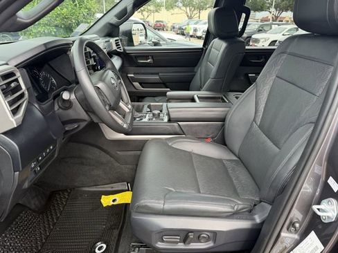 Certified 2025 Toyota Tundra SR5 w/ SR5 Premium Package AWD/4WD image 21