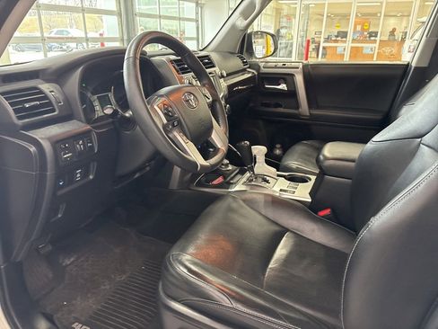 Used 2019 Toyota 4Runner Limited image 5