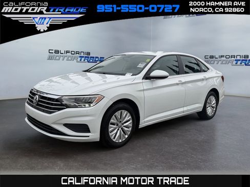 Used 2020 Volkswagen Jetta S image 1