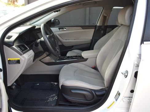 Used 2016 Hyundai Sonata SE FWD image 10