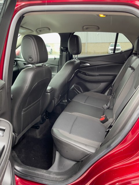 Used 2023 Buick Encore GX Select w/ Sport Touring Package FWD image 11