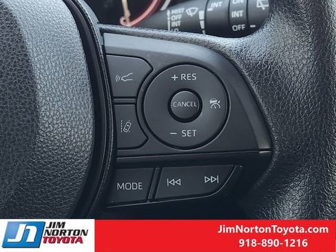 Used 2023 Toyota RAV4 XLE image 31