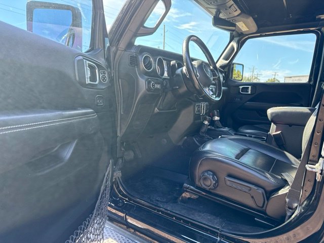 Used 2020 Jeep Gladiator Overland AWD/4WD image 6