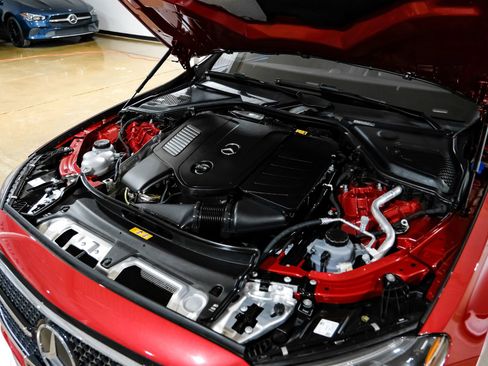 Used 2025 Mercedes-Benz E 350 Sedan image 50