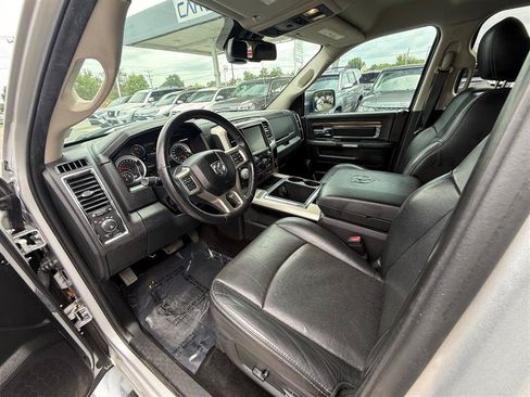 Used 2015 RAM 1500 Laramie w/ Convenience Group AWD/4WD image 19