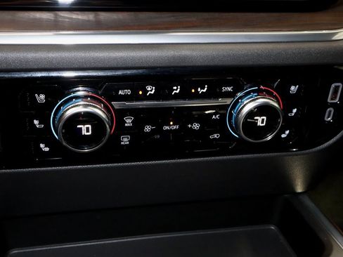 Used 2022 GMC Sierra 1500 SLT w/ SLT Premium Package image 31