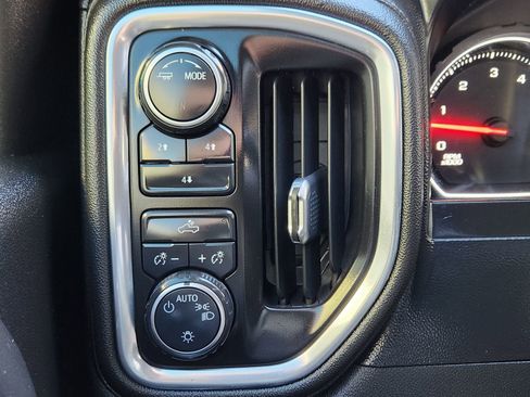 Used 2021 Chevrolet Silverado 2500 LT w/ Z71 Off-Road Package image 23