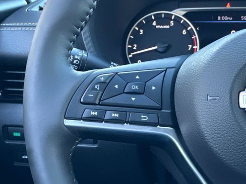 New 2025 Nissan Sentra SV image 38