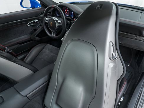 Certified 2016 Porsche 911 Carrera GTS image 37