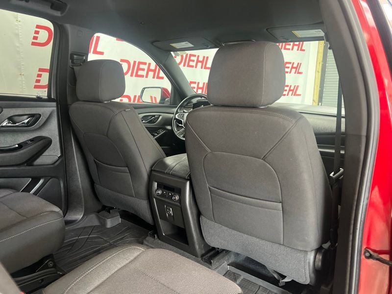 Used 2023 Chevrolet Traverse LT w/ LPO, Floor Liner Package AWD/4WD image 12