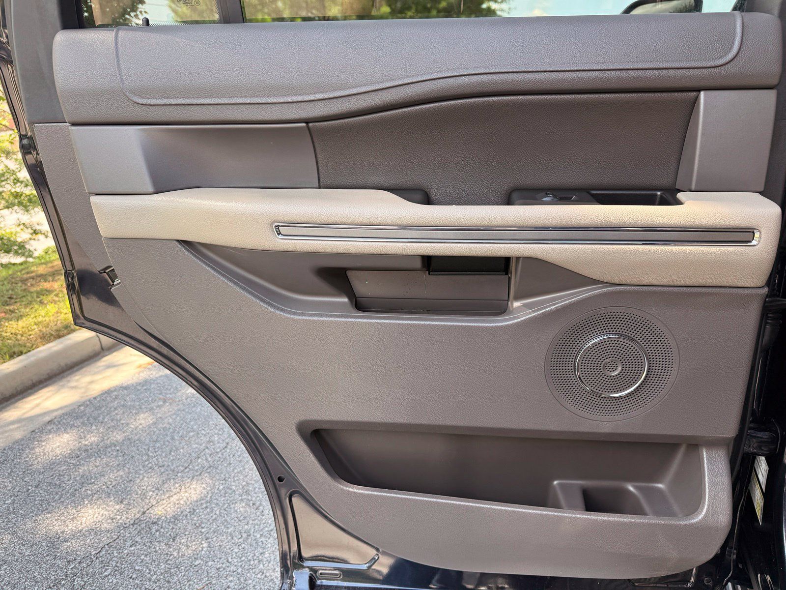 Used 2021 Ford Expedition XLT RWD image 45