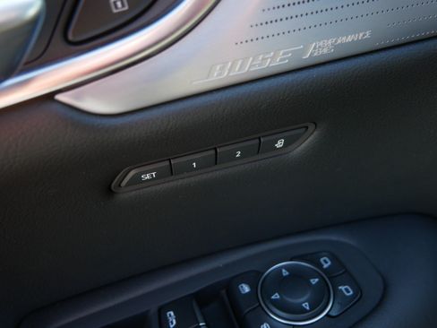 Used 2025 Cadillac XT5 Premium Luxury w/ LPO, Floor Liner Package AWD/4WD image 24