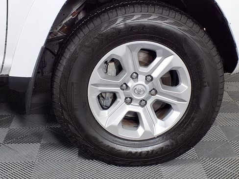 Used 2023 Toyota 4Runner SR5 image 33