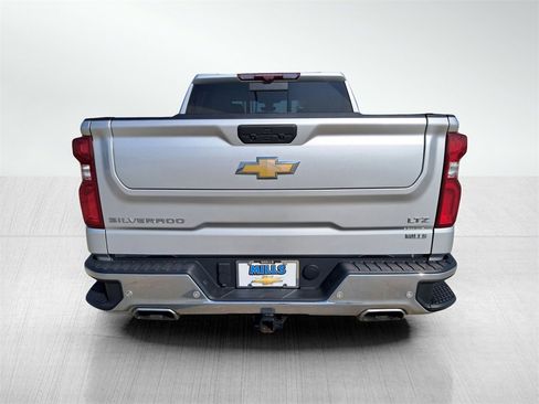 Used 2022 Chevrolet Silverado 1500 LTZ w/ Technology Package image 6