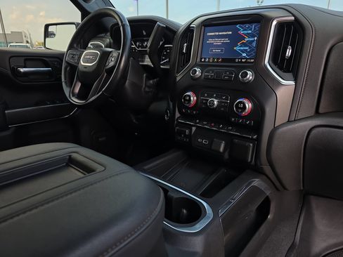 Used 2022 GMC Sierra 1500 AT4 w/ AT4 Preferred Package AWD/4WD image 16
