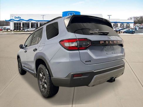 New 2026 Honda Pilot TrailSport image 5