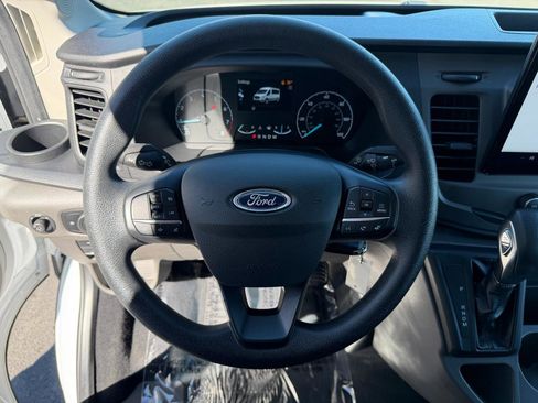 Used 2022 Ford Transit 350 XLT image 26