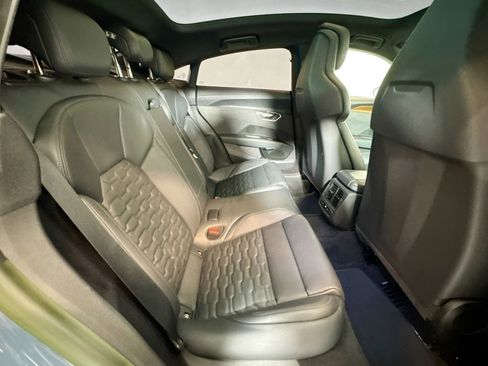 Used 2023 Audi e-tron GT Premium Plus image 25