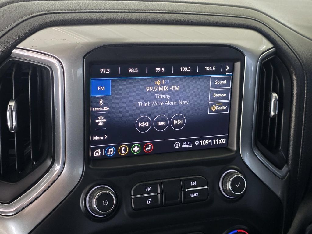 Used 2020 Chevrolet Silverado 1500 LT Trail Boss AWD/4WD image 15