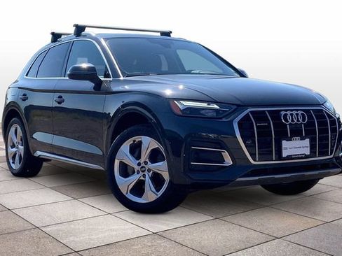 Used 2021 Audi Q5 Premium w/ Premium Plus Package AWD/4WD image 2