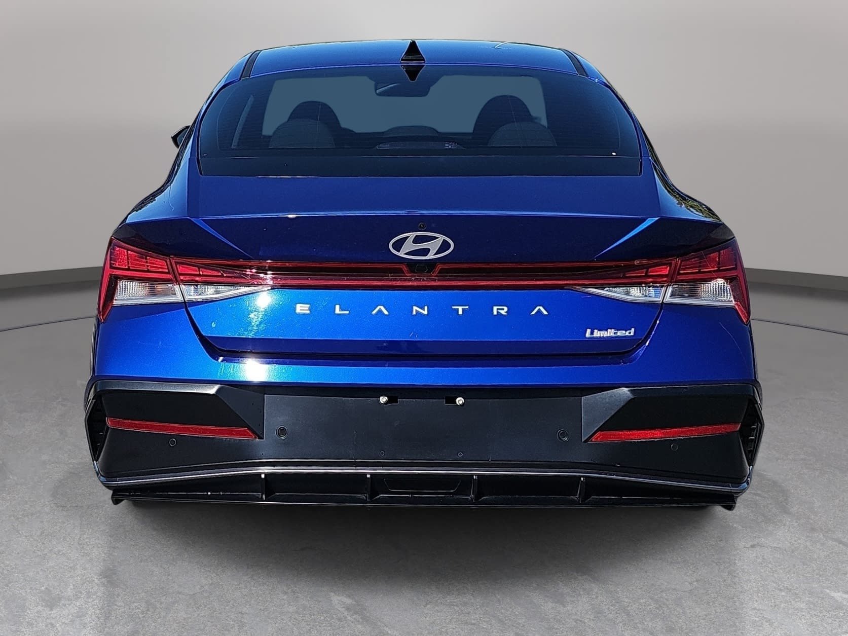 Used 2024 Hyundai Elantra Limited FWD image 6