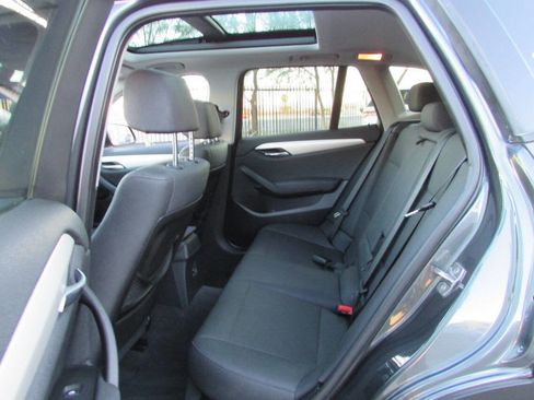 Used 2013 BMW X1 sDrive28i image 17