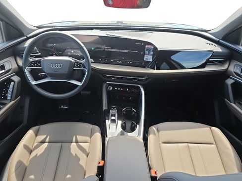 New 2025 Audi Q5 Premium image 9