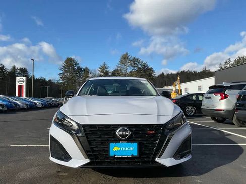 New 2025 Nissan Altima 2.5 SR image 7