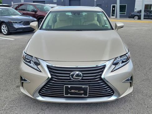 Used 2017 Lexus ES 350 w/ Navigation System Package FWD image 6
