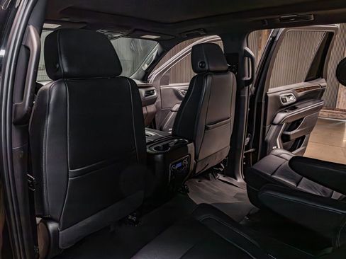 Used 2022 Chevrolet Tahoe Z71 w/ Luxury Package image 22