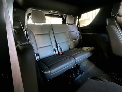 Used 2023 Chevrolet Tahoe Premier image 15