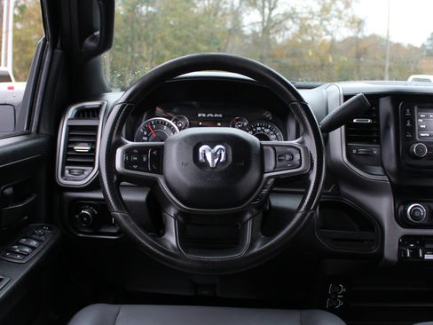 Used 2024 RAM 2500 Tradesman w/ Chrome Appearance Group image 20