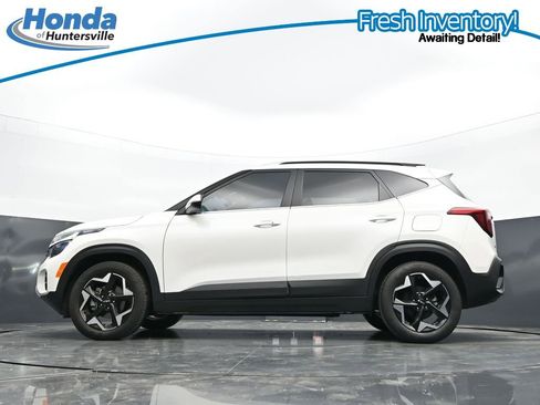 Used 2025 Kia Seltos EX FWD image 35