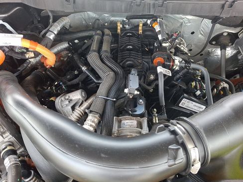 Certified 2024 Ford F150 XLT w/ Equipment Group 302A MID AWD/4WD image 27