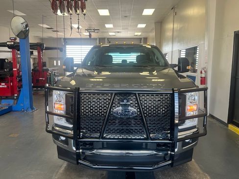 Used 2025 Ford F250 XL AWD/4WD image 10