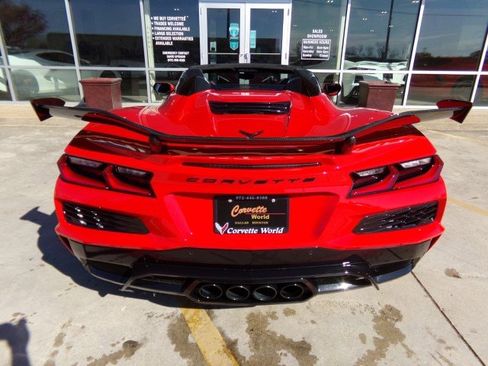 Used 2023 Chevrolet Corvette Z06 w/ Z07 Performance Package image 6