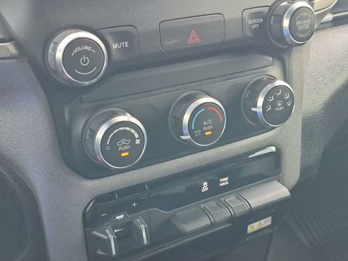 Used 2021 RAM 2500 Tradesman AWD/4WD image 19