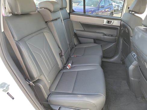 Certified 2025 Hyundai Santa Fe SEL image 21